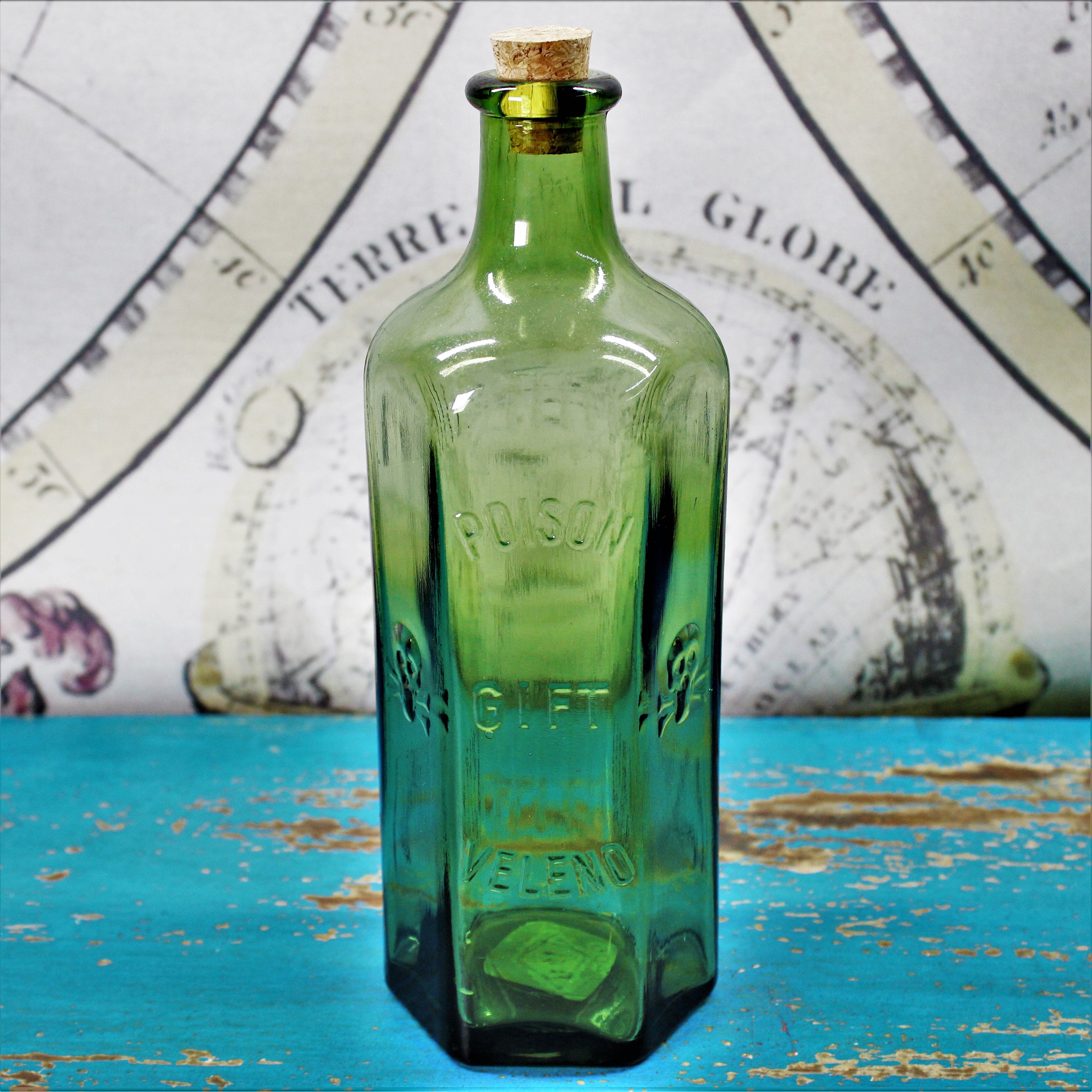 Large Emerald Green Glass 1 Liter Skull & Crossbones KV-10 Poison