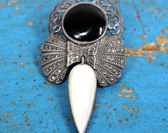 Silver Scrolling Mourning Brooch With Black Bow and Pearl  display picture 1