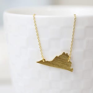 Virginia State Necklace, Dainty VA State Necklace, Gold Virginia State Charm Necklace, Virginia State Necklace, VA Necklace