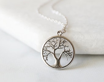 Dainty Silver Tree Pendant Necklace, Tree of Life Necklace,Birthday Gift,Bridesmaid Gift, Tree Necklace,Dainty Necklace