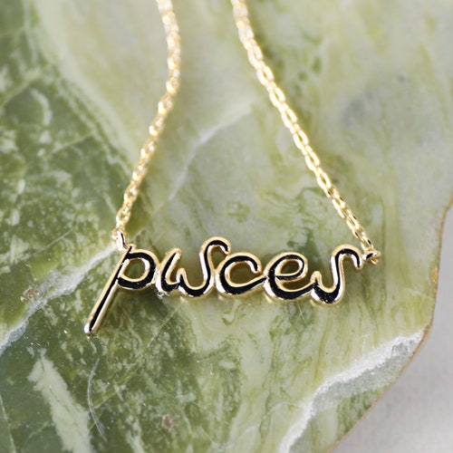 Zodiac Cursive Pisces Necklace Gold 