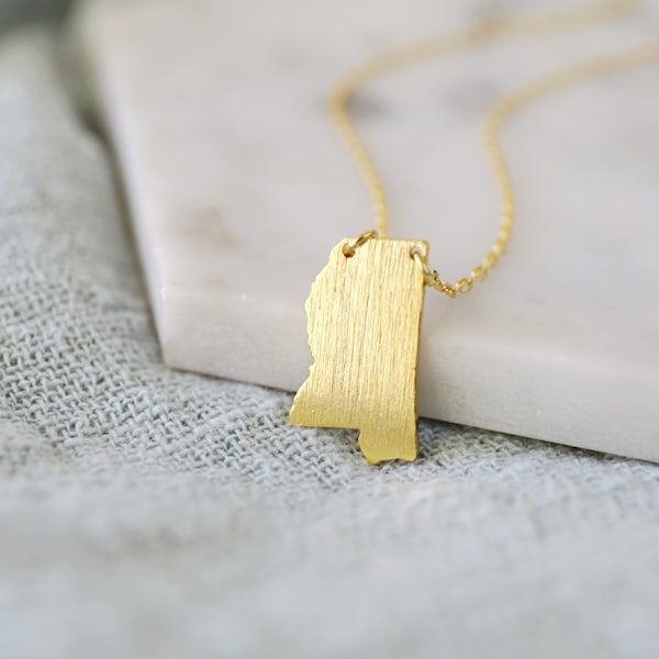 Mississippi State Gold Pendent Necklace,Mississippi  Necklace, MS State Necklace,Dainty State Necklace,Graduation Gift -