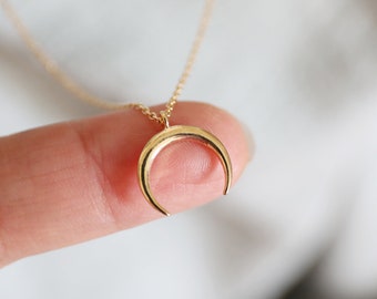 Gold Crescent Moon Necklace,  Celestial Necklace,Moon Necklace,Birthday Gift, Bridesmaid Gift,Layered Necklace