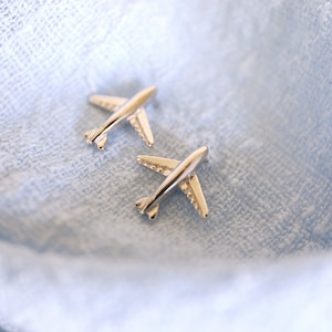 Tiny Airplane Earrings,Dainty Airplane Post Earrings, Airplane Earrings, Airplane Studs Earrings