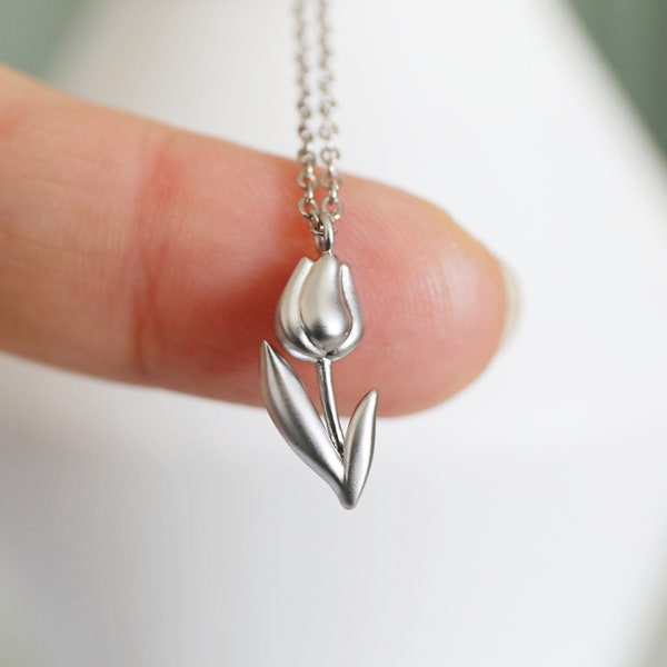 Tiny Silver Color  Tulip Charm Necklace, Tulip Necklace,  Flower Necklace,Birthday Gift,Graduation Gift, Layered Necklace