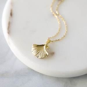 Gold Ginkgo Leaf Charm Necklace, Dainty Necklace, Leaf Charm Necklace,Birthday Gift,Best Friend Necklace,Bridesmaid Gift