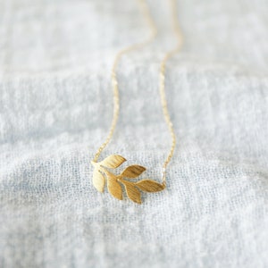 Dainty Gold Leaves Charm Necklace, Dainty Necklace, Gold Leaf Pendent Necklace,Bridesmaid Gift,Birthday Gift-6021