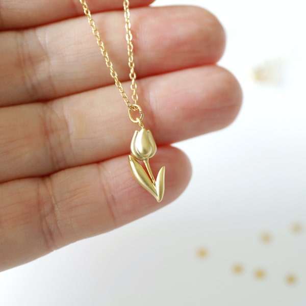 Tiny Gold Tulip Charm Necklace, Tulip Necklace,  Flower Necklace,Birthday Gift,Graduation Gift, Layered Necklace