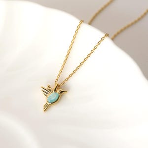 Tiny Hummingbird Charm Necklace, Tiny Mint Green Stone Hummingbird Necklace, Bird Charm Necklace, Brid Charm Necklace, Birthday Gift