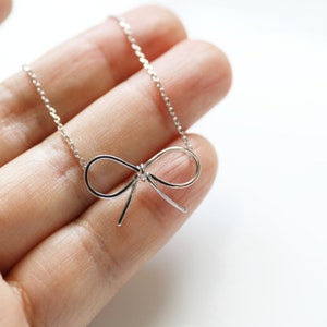 Silver Color Bow Charm Necklace, Bow Necklace, Bridesmaid Gift,Birthday Gift, Best Friend Gift, Wired Bow Necklace,Tie the Knot Necklace