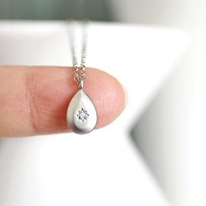 Water Drop North Star Pendant Necklace, North Star Necklace,Birthday Gift, Graduation Gift, Layered Necklace