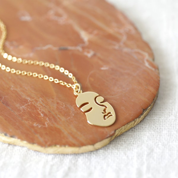 Gold Abstract Face Charm Necklace, Gold Face Charm Necklace, Beautiful Women Face Necklace, Birthday Gift, Layering Necklace