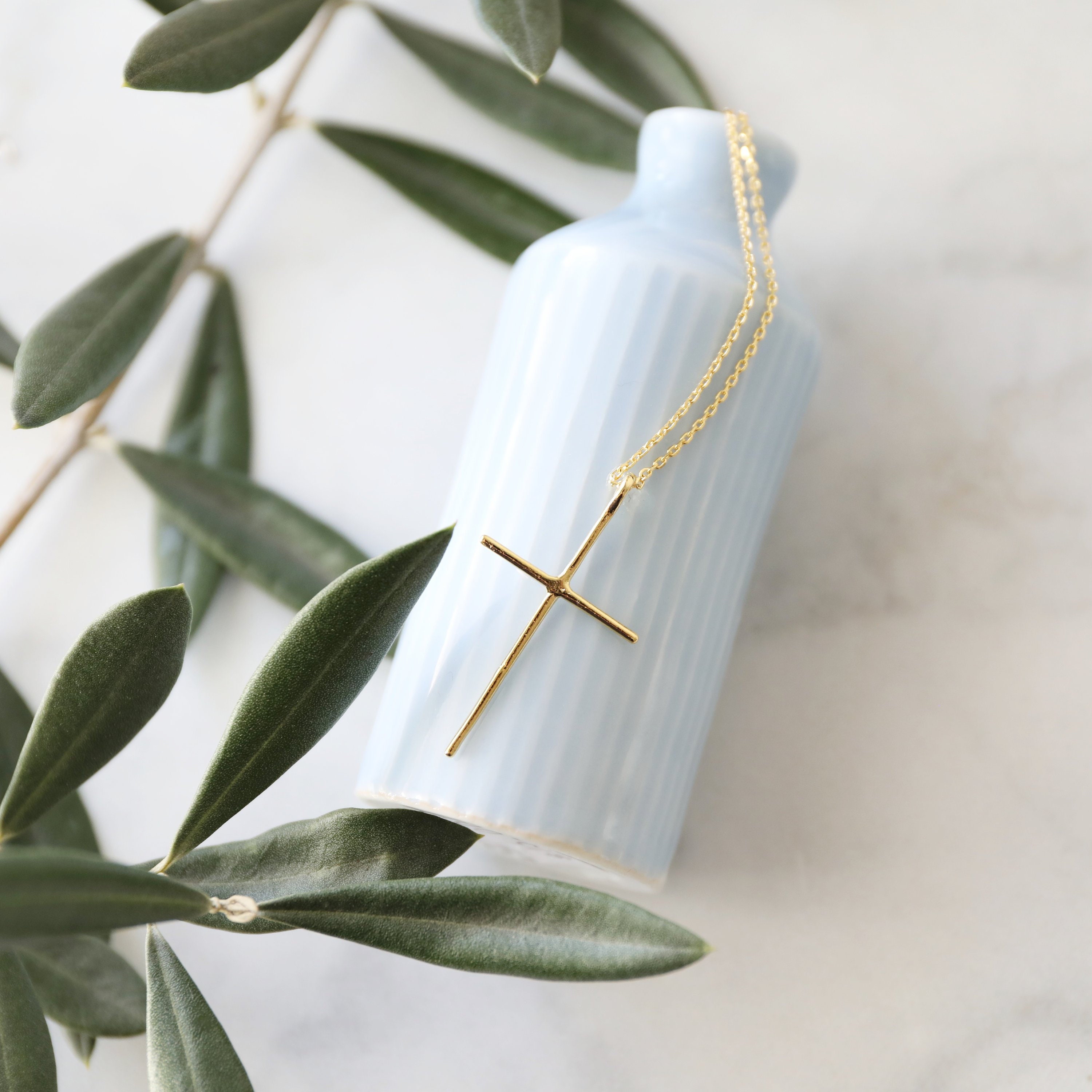 Gold Skinny Cross Pendant Necklace, Gold Cross Necklace, Birthday Gift, Bridesmaid Gift,Graduation Gift,Mother&#39;s Day Gift
