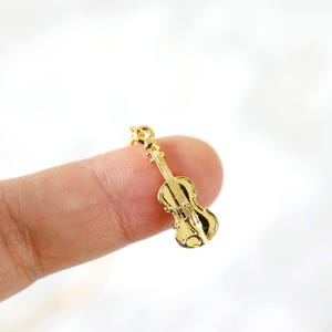 Violin Necklace, Gold Violin Pendant Necklace, Birthday Gift,Dainty Necklace, Graduation Gift