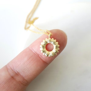 Gold Sonnenblume Charm Halskette, Sonne Halskette, Sonnenblume Halskette, Geburtstagsgeschenk, Geschenk für sie, Vintage Halskette