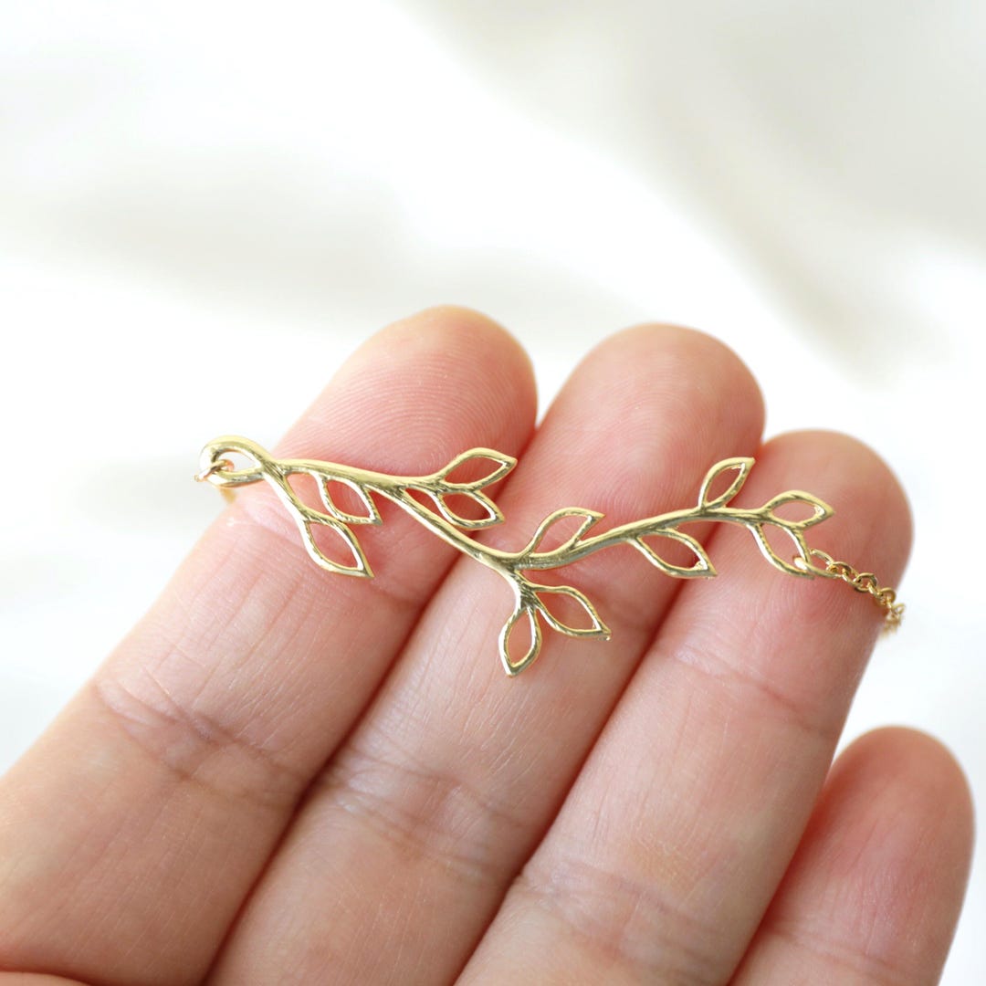 Collier Délicat En Plaqué Or 18 Carats - Pendentif Branche Et Feuilles - Longueur 45 Cm - Neuf Avec étiquette