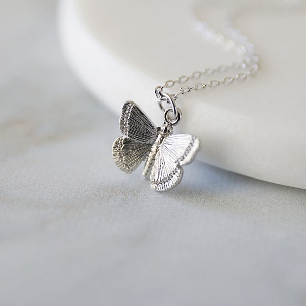 Dainty Silver Butterfly Pendant Necklace, Butterfly Necklace, Bridesmaid Gift, Birthday Gift, Minimalist Necklace, Birthday Gift -JU6