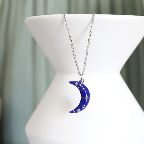 Amazon.com: Custom Birth Moon Phase Necklace Jewelry with Gift Box; Special  Day Gift; Glowing Moon Phase Necklace; Perfect Gift for Birthday,  Anniversary, Special Date Necklace : Handmade Products