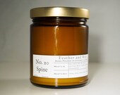 Espina dorsal Nº 20. Libros de vela. Vela de la biblioteca. Regalo del libro. Mano vertió velas de soya. Vela de cristal de color ámbar. Ideas de regalos únicos. Regalo del novio.