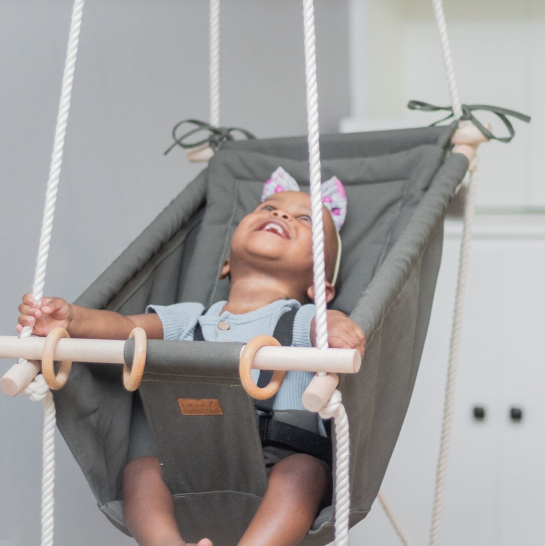 Hamaca Eléctrica Para Bebés Baby Swing Capuccino con Ofertas en
