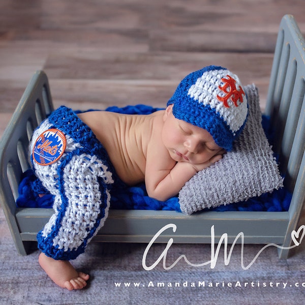 Baseball outfit Baby Baseball  Cap , pants,,, crochet baby shower gift, Newborn Baby PHOTO PROP- NY mets  baby  outfit- knit photo prop