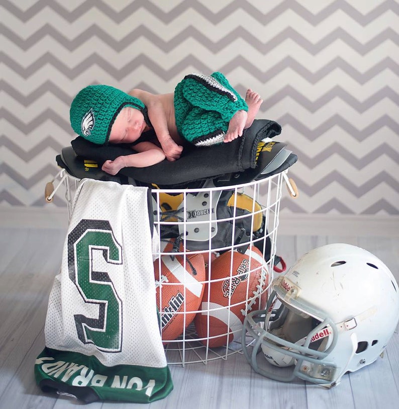 PHILADELPHIA EAGLES Baby Ha Philadelphia Eagles football Helmet crochet baby shower gift Baby Boy-Girl Football Team
