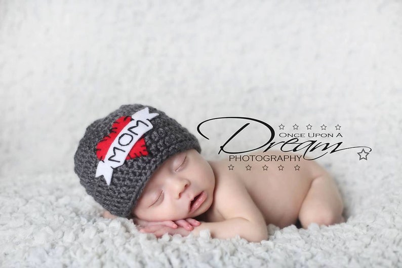 valentines photo prop Tattoo love mom beanie hat....Valentine/'s Love mom hat love Dad Hat -Newborn girl hat infant boy clothes
