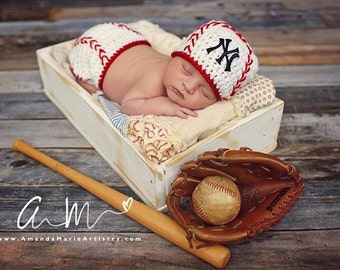 Baby Boy baseball bat -  Crochet Baseball Diaper Cover - Baby Baseball outfit,  -crochet baby shower gift - newborn baseball - baseball team
