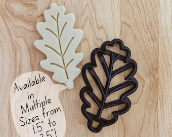 Oak Leaf Detailed Fall Thanksgiving Cutter