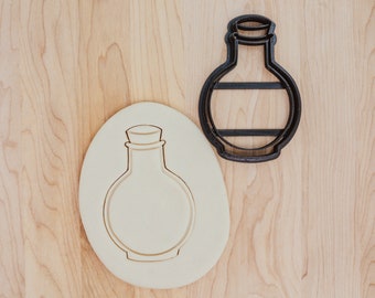 Potion Bottle Cutter: Wine Flask Design