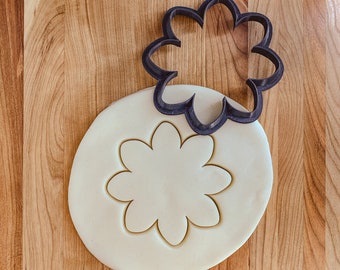 Daisy Flower Mandala Outline Cutter