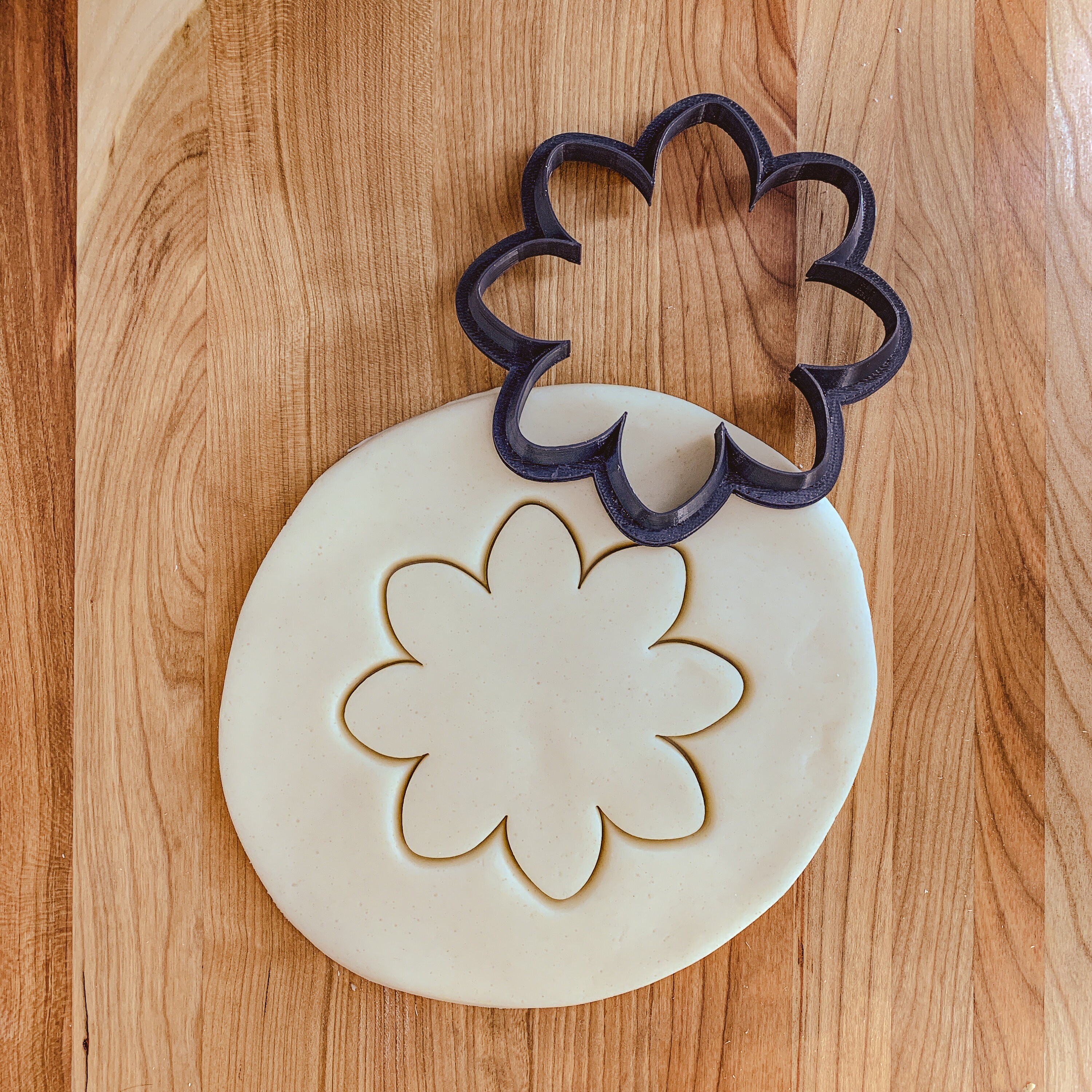Daisy Flower Mandala Outline Cutter - Etsy