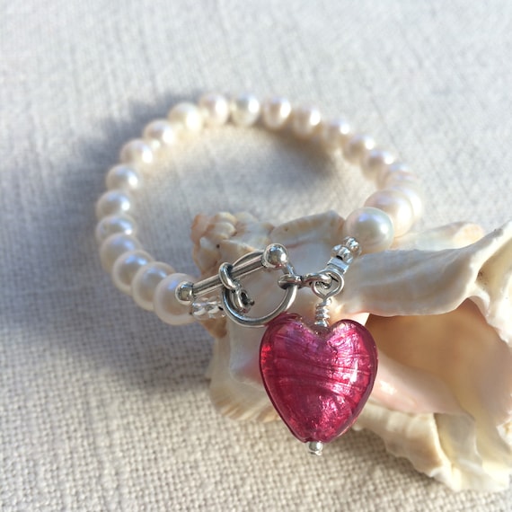 Light Red Dyed Cultured Freshwater Pearl Stretch Bracelet Light Red Dyed Cultured Freshwater Pearl Stretch Bracelet