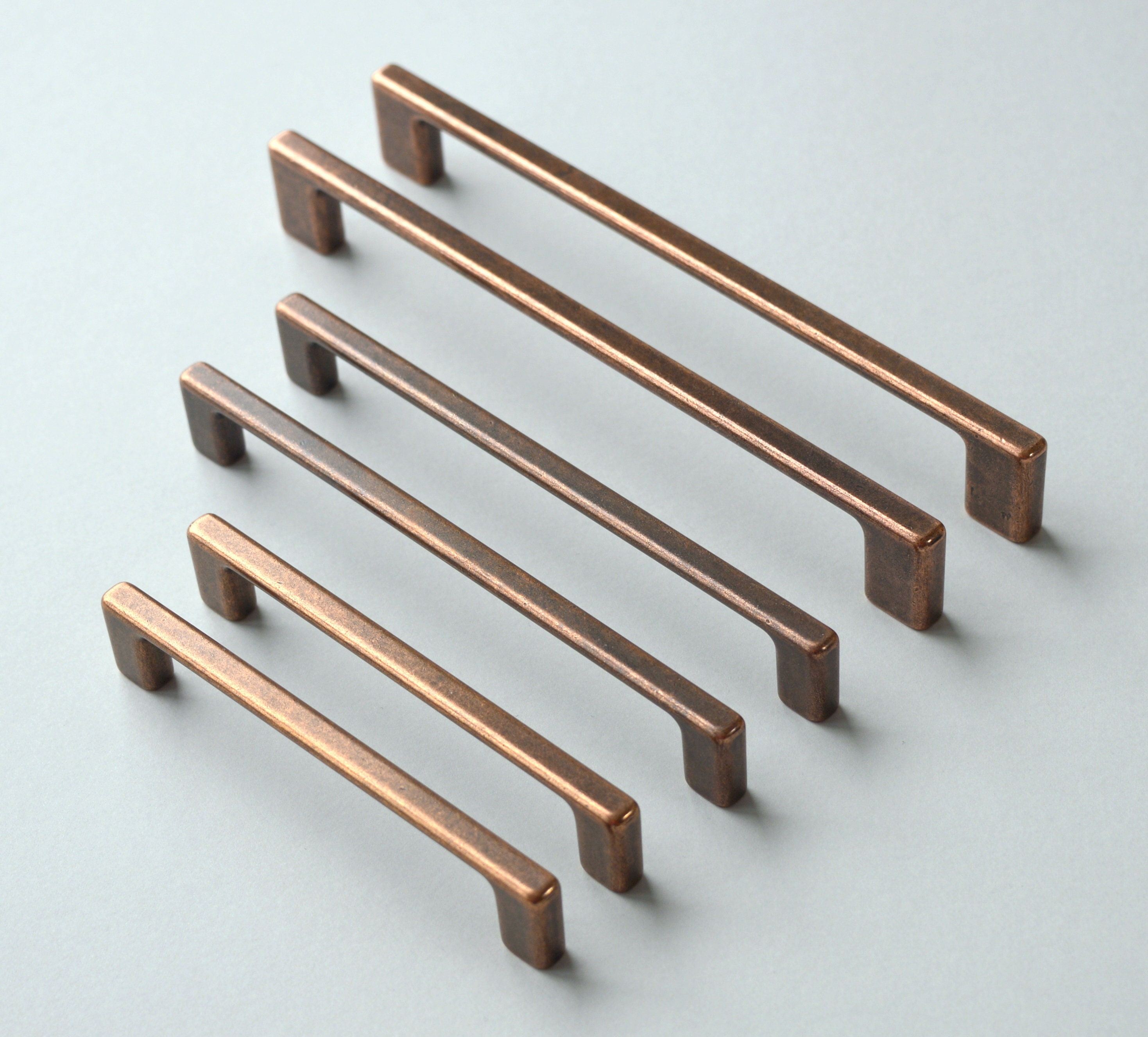 Brushed bronze cabinet pulls deals