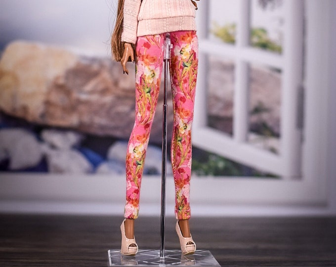 Leggings for 1/6 scale doll clothes to fit Poppy Parker or other similar 1/6 fashion doll clothes.