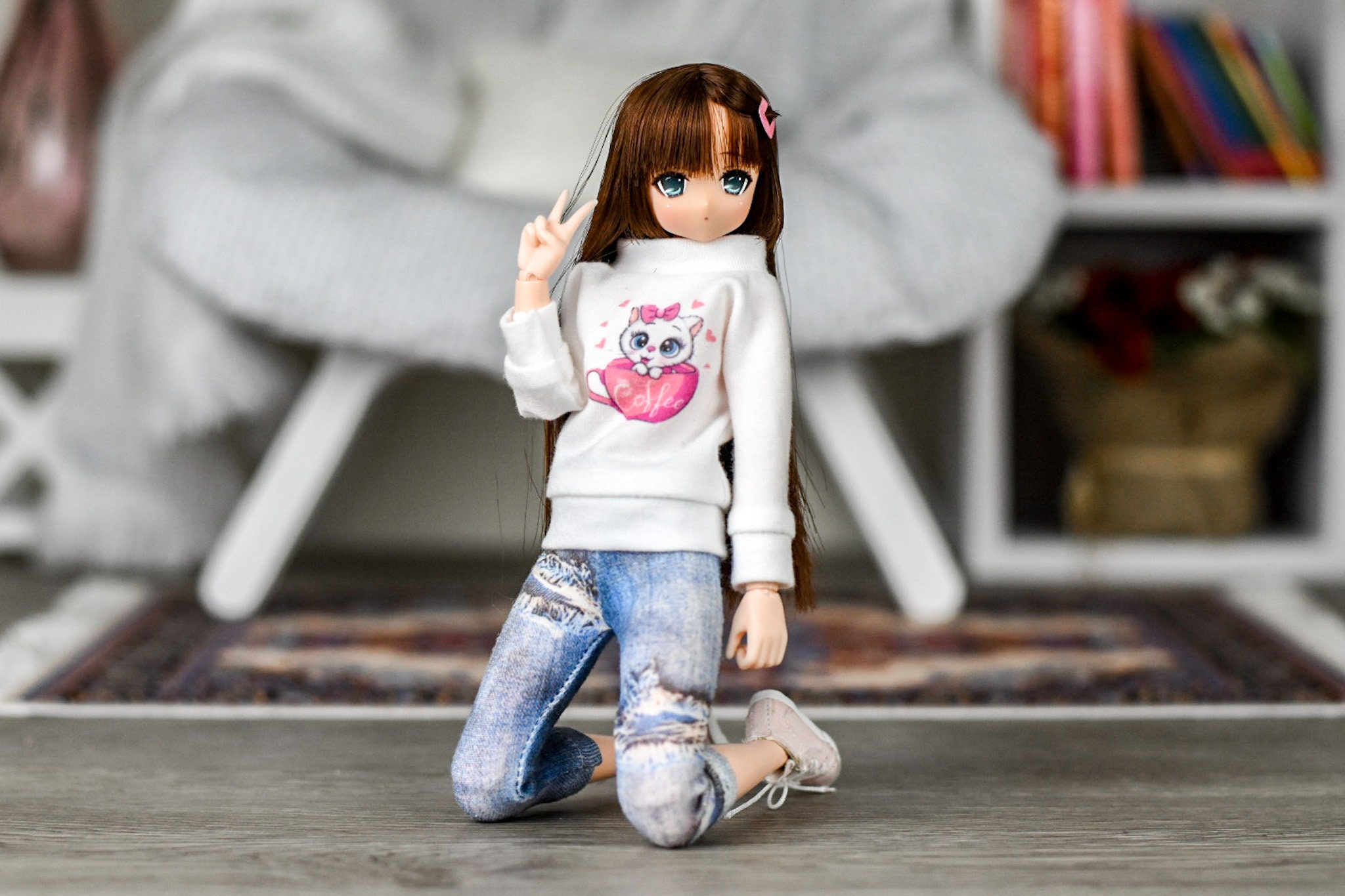 scale doll like Azone Blythe blue denim