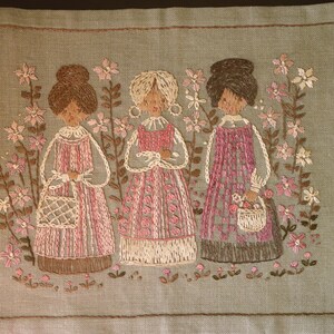 ゴージャスなヴィンテージスウェーデン手刺繍タペストリー - 愛らしい 