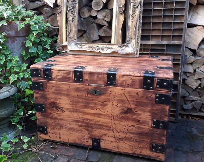 Vintage Wooden Trunk Chest Storage Box With Metal Straps Etsy