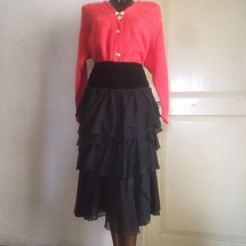Black skirt with ruffles