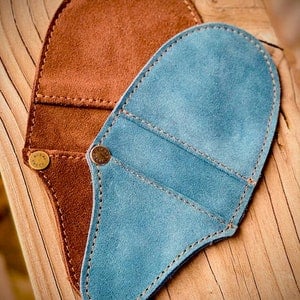 HURRY!! While Supplies Last.  We are discontinuing this product.  Mini Mitts, Potholder, pot grabber, flint knapping, Wedding gift.