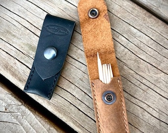 Funda de cuero para palillos de dientes