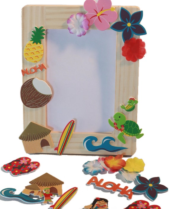 Hawaiian Luau Birthday Party Wooden Frame Craft Kit Image 0