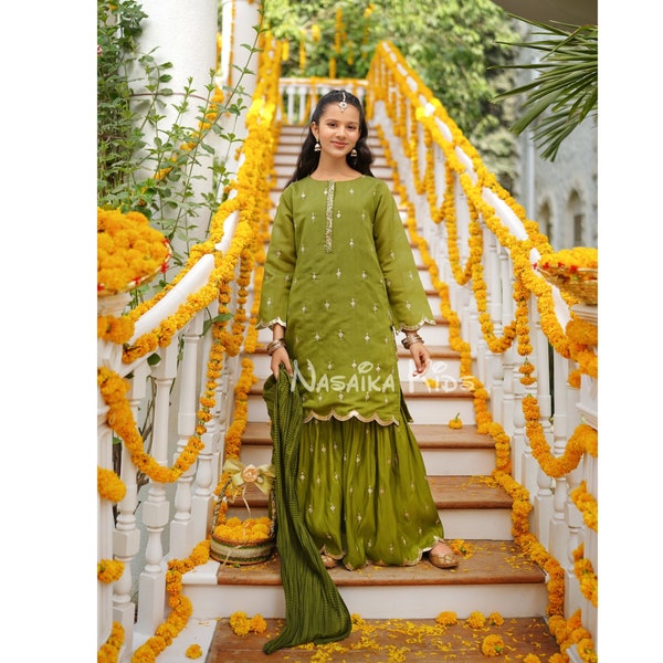 Gharara Mehndi Pakistani Girls 3pc formal suit