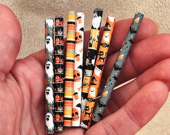 Papel de regalo de Halloween en miniatura, accesorio para casa de muñecas a escala 1:12 (juego de 7)