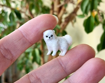 Dollhouse miniature Pomeranian puppy in 1:12th, OOAK Handmade Dollhouse Sculpture dog.