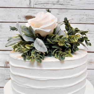 White Rose Greenery Cake Topper / Wedding Cake Topper / Birthday Cake Topper / Smash Cake Topper / Mini Eucalyptus Garland Cake Topper