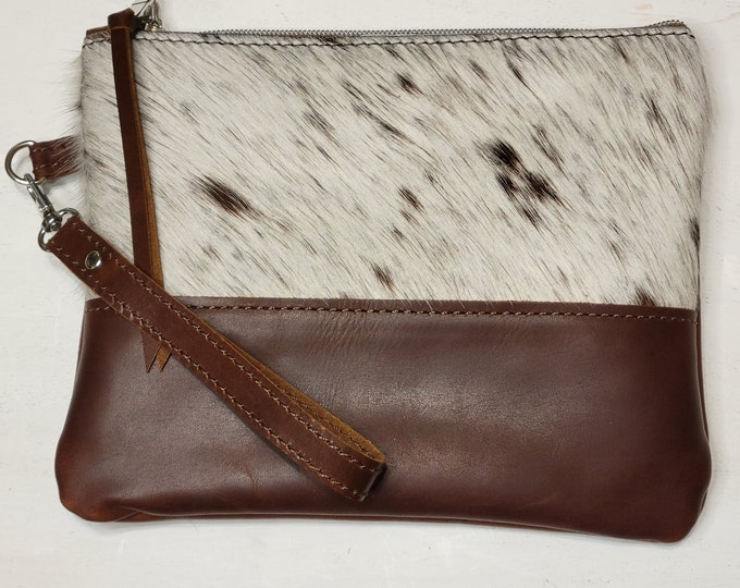 Wristlets, Catch All's, Makeup Bags, Purse Organizer, Longhorn Hide