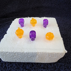 Purple Skull and Orange Pumpkins for Ceramic Christmas/Halloween Tree - Set of 75