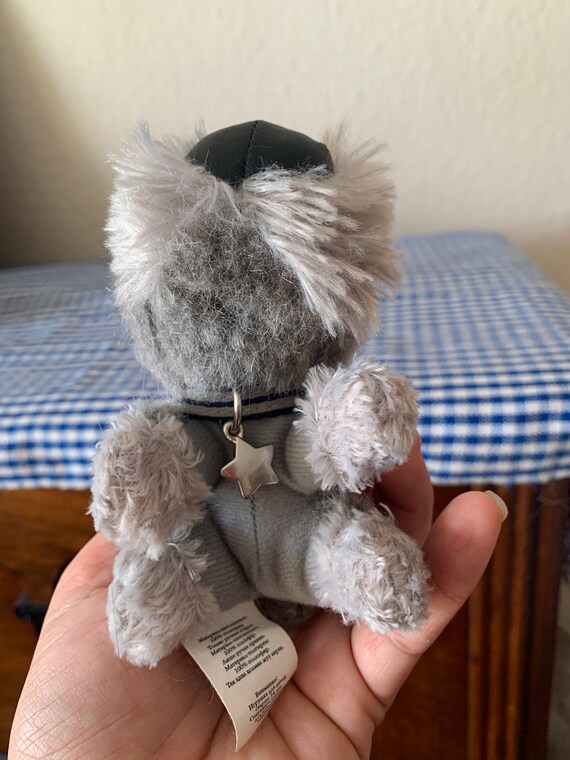 Vintage, 2000, Small, Artlist, the Dog Collection, Grey