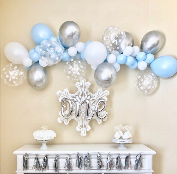 Snowflake Balloon Garland DIY Kit Blue Silver and Snowflakes ~Winter Onederland First Birthday Decor~Onederland Party~Onederland Balloons Il_570xn